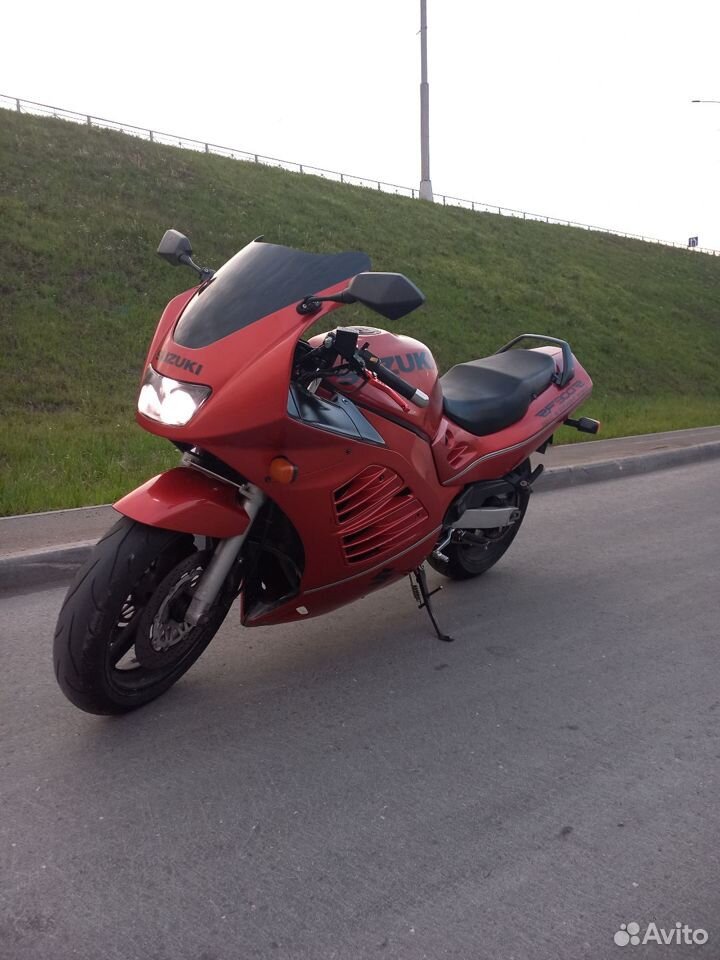 Продам Suzuki RF900