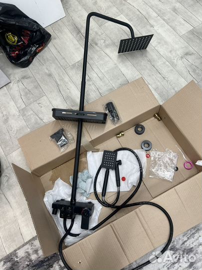 Душевая система с тропическим душем