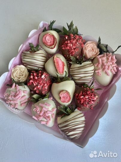 Клубника в шоколаде подарок учителю