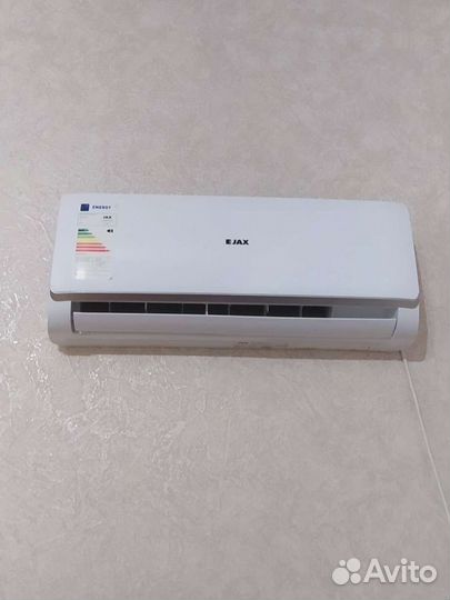 Установка сплит-систем. Закладка трасс. Чистка