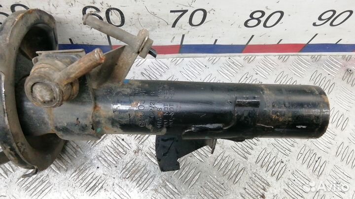 Стойка передняя Opel Corsa D (2006-2014)