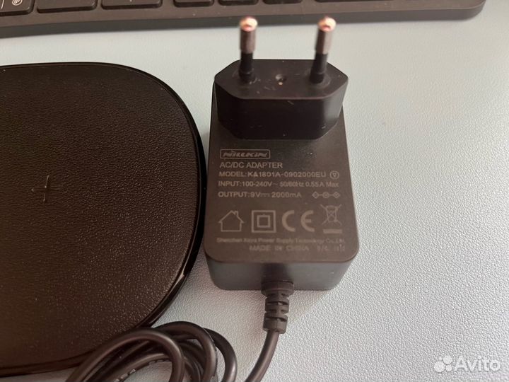 Беспроводная зарядка Qi Nillkin Gemini 2 устройств