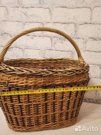 Корзина плетеная с ручкой
