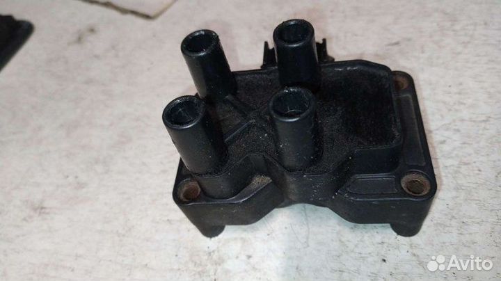 Катушка зажигания Ford Mondeo 3 2001