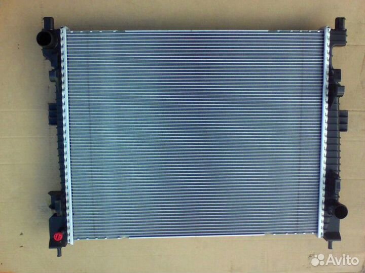 Радиатор Jeep Grand Cherokee