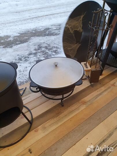 Подставка под казан Везувий 12л кованая