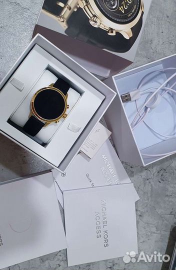 Смарт часы michael kors