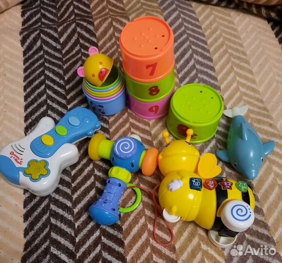 Музыкальные и развивающие игрушки