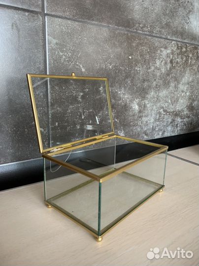 Подсвечники, ваза HM, золотая шкатулка