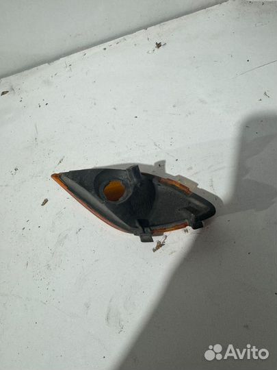 Передний левый поворотник Yamaha jog Sa 16