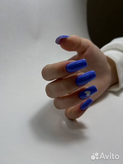 Покрытие ногтей на руках гель-лаком