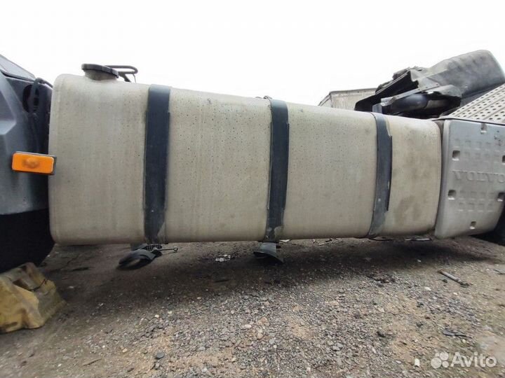 Бак топливный 730 180х70х70 Volvo FH