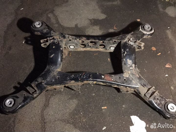 Подрамник задний Мерседес мл гл 164