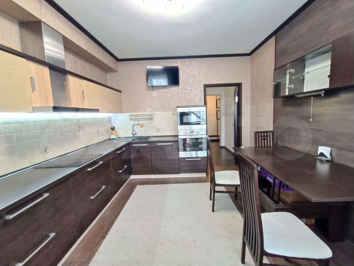 3-к. квартира, 99 м², 7/9 эт.