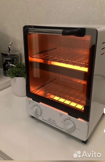 Сухожаровый шкаф для маникюрных инструментов