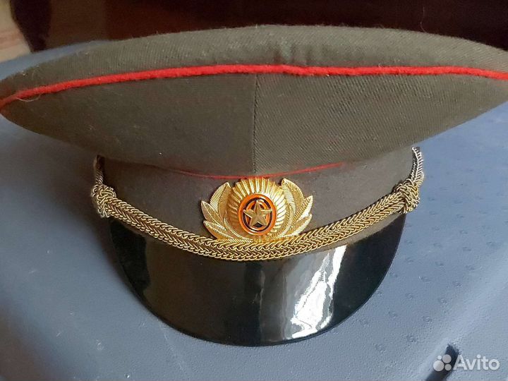 Фуражка военная офицерская