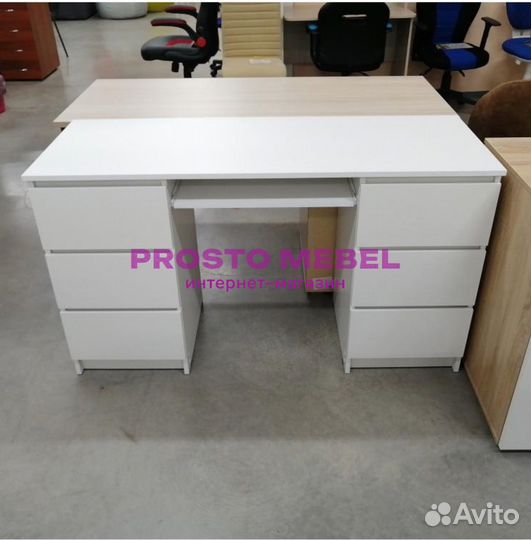 Стoл кoмпьютерный