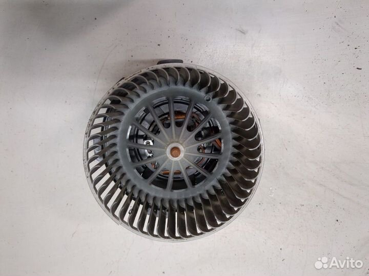 Двигатель отопителя Mercedes Sprinter