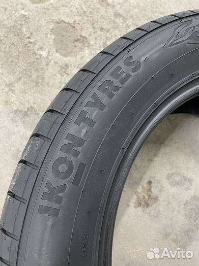 Ikon Tyres Autograph Aqua 3 215/45 R17 91W