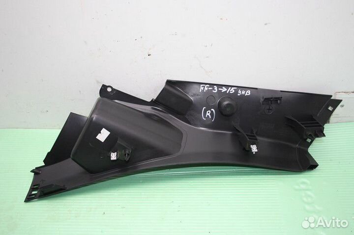 Накладка на порог задняя правая (внутренняя) Ford Focus III (2011—2015)