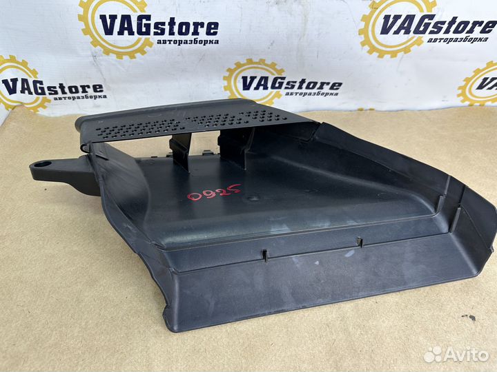 Воздухозаборник Audi A4 B8 2008