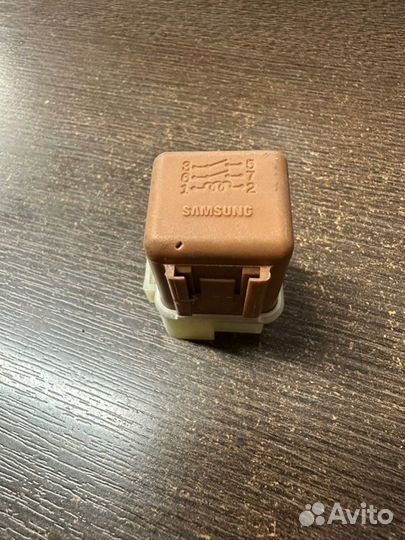 Реле Nissan Almera Classic B10 1.6 QG16DE 2008