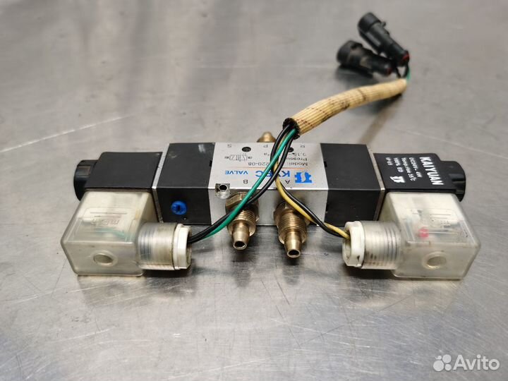 Клапан открывания двери электромагнитный higer