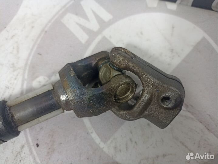 Рулевой кардан Toyota Avensis