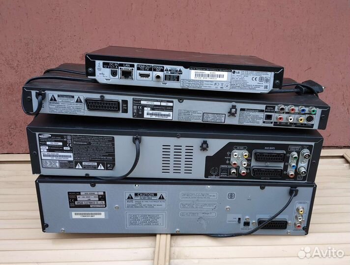 Проигрыватель DVD VHS blu rey