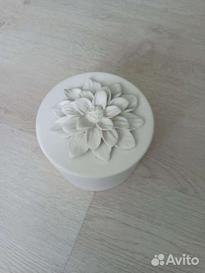 Шкатулка керамическая