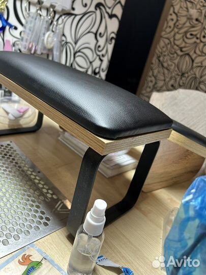 Подставка для рук маникюрная и щит