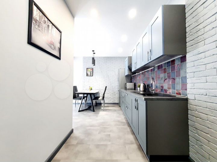 2-к. квартира, 42 м², 3/13 эт.