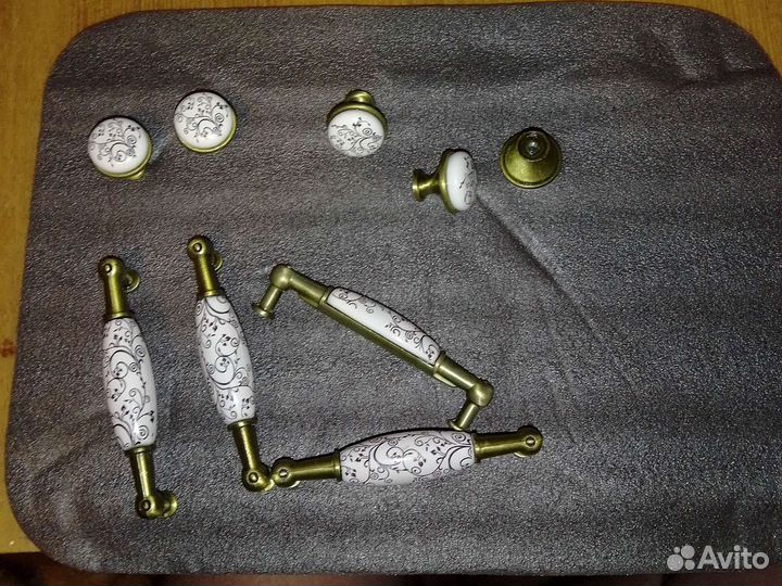 Мебельные ручки, фурнитура