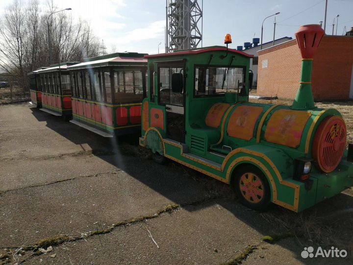 Колесный дизельный поезд