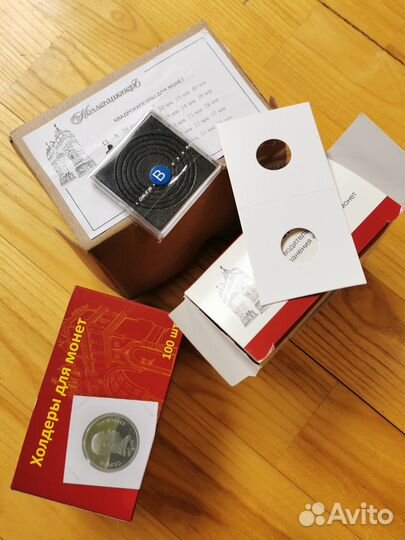 Холдеры, капсулы и альбомы для монет