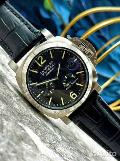 Механические мужские часы Panerai Luminor