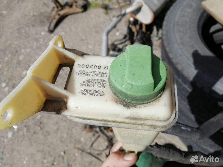 Бачок гидроусилителя Audi A6 4B/C5