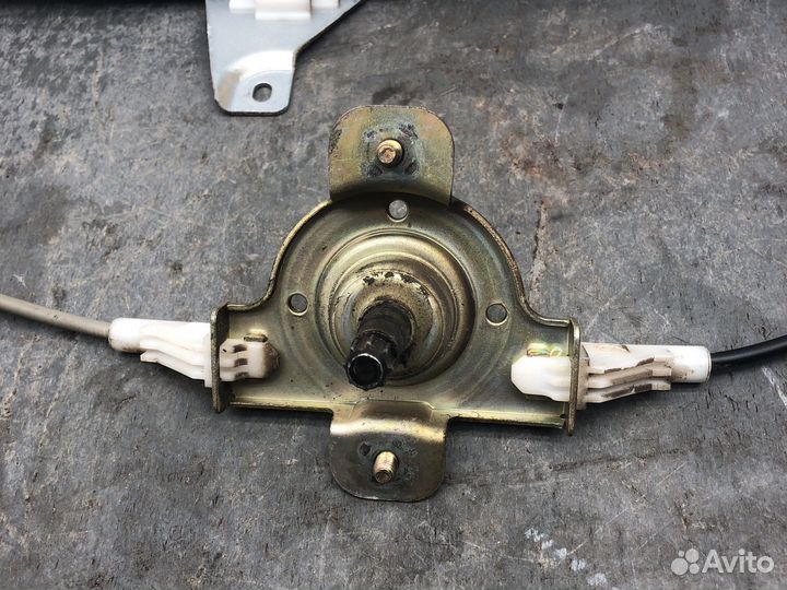 Зад Лев стеклоподъемник aveo т200