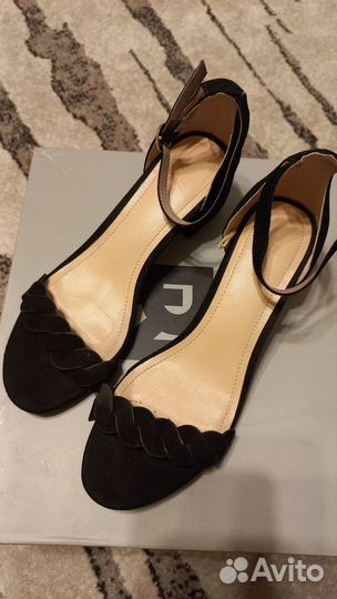 Босоножки женские 36 размер