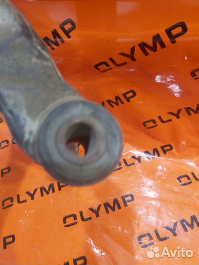 Рычаг передний левый Toyota Ipsum ACM21 2AZ-FE