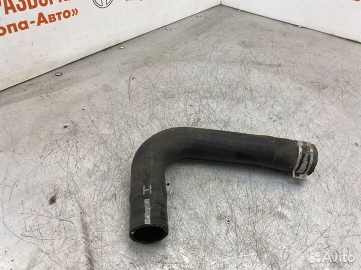 Патрубок радиатора Toyota Auris E15 хэтчбек 1.6 Л