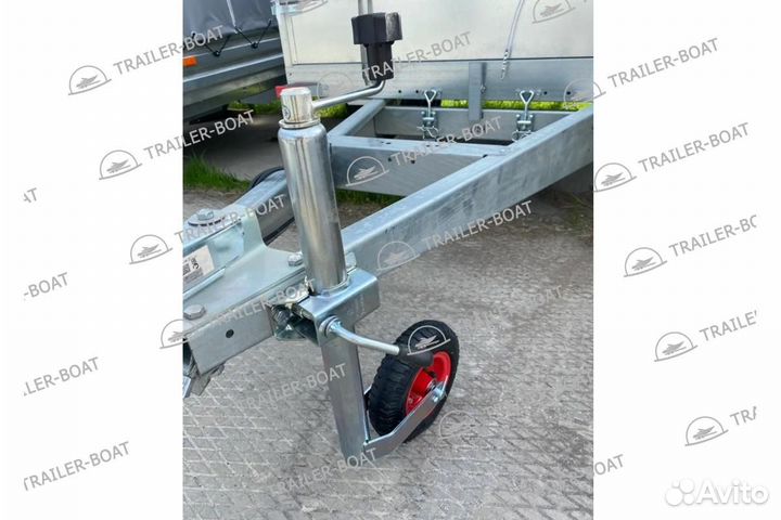 Опорное колесо прицепа пневматическая шина с кронштейном 