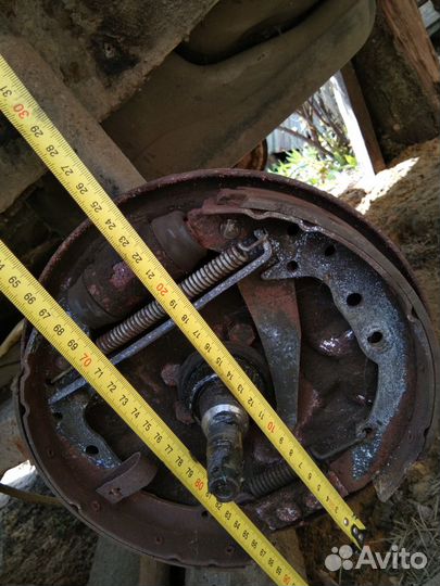 Тормозной щит VW Пассат Б3,4