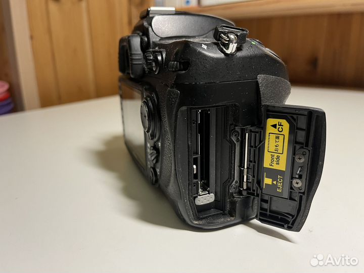 Зеркальный фотоаппарат Nikon d90 на запчасти