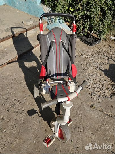 Велосипед с родительской ручкой