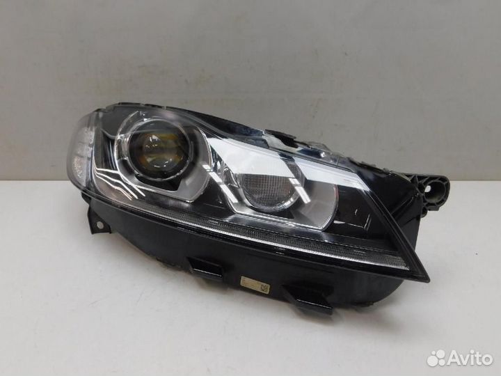 Фара правая Jaguar XF