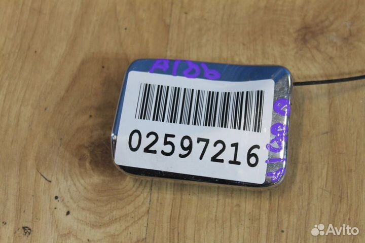 Заглушка переднего бампера буксировочного крюка Me