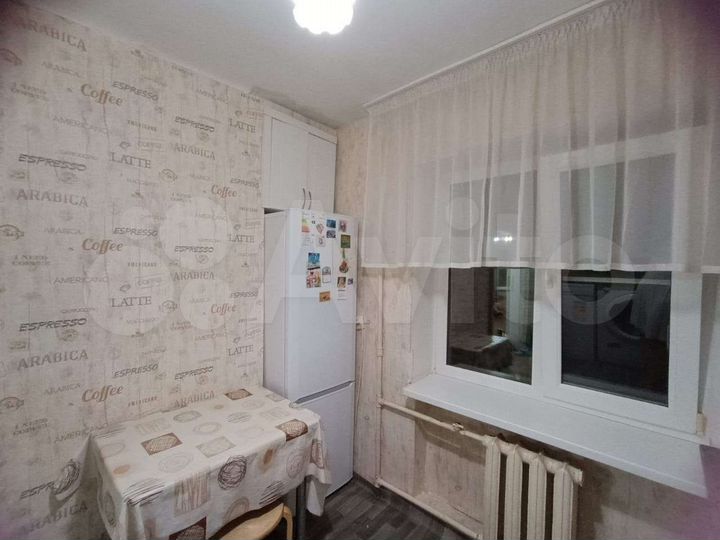 1-к. квартира, 32 м², 4/4 эт.