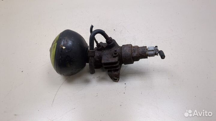 Гидроаккумулятор Lexus LX, 2000