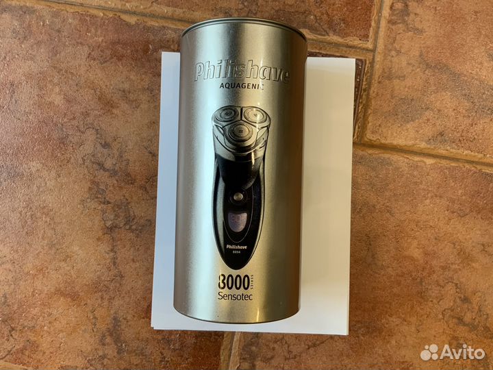 Продаю лот электробритв philips - Panasonic